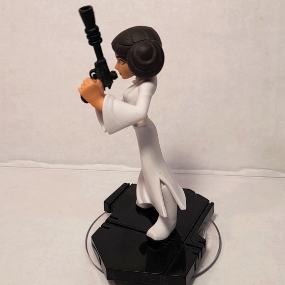 💚 Princess Leia Star Wars 3.0 Disney Infinity Figure - Picture 2 of 4